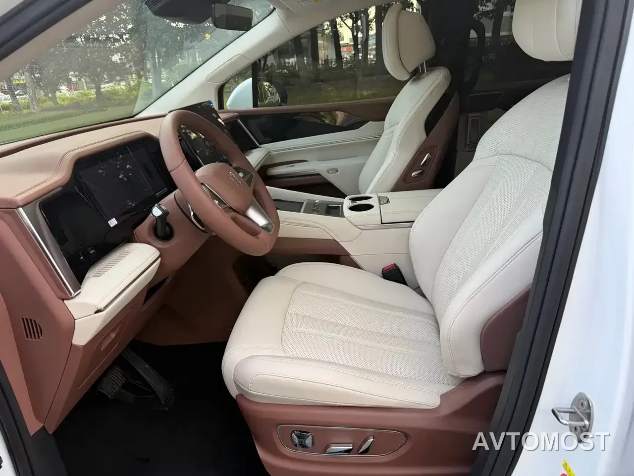 BYD Xia 2025 DM-i 1.5T 100km Surpass Edition — фото 12