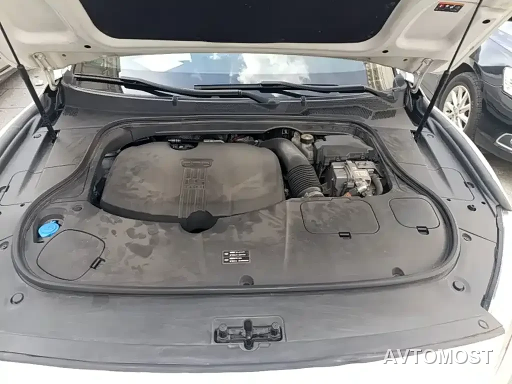 Geely Borui PHEV 2021 1.5T ePro Leading Glory Edition — фото 17