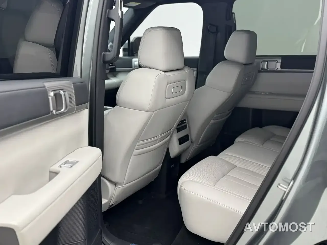 Fang Cheng Bao Titanium 7 2025 200KM Front-Wheel Drive Max Edition — фото 6