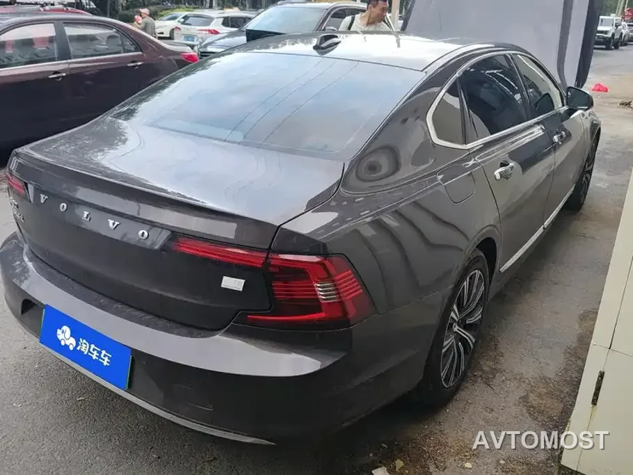 Volvo S90 Plug-in Hybrid 2021 T8 E-Drive Hybrid Zhiyi Luxury Edition — фото 3
