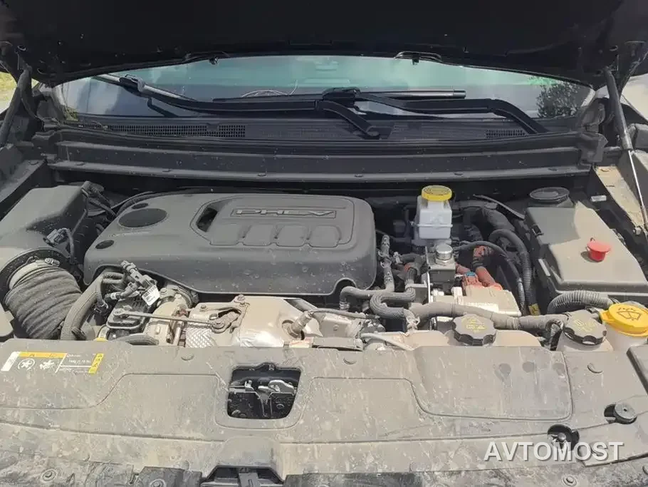 Jeep Grand Commander PHEV 2020 2.0T PHEV Leading Edition — фото 4