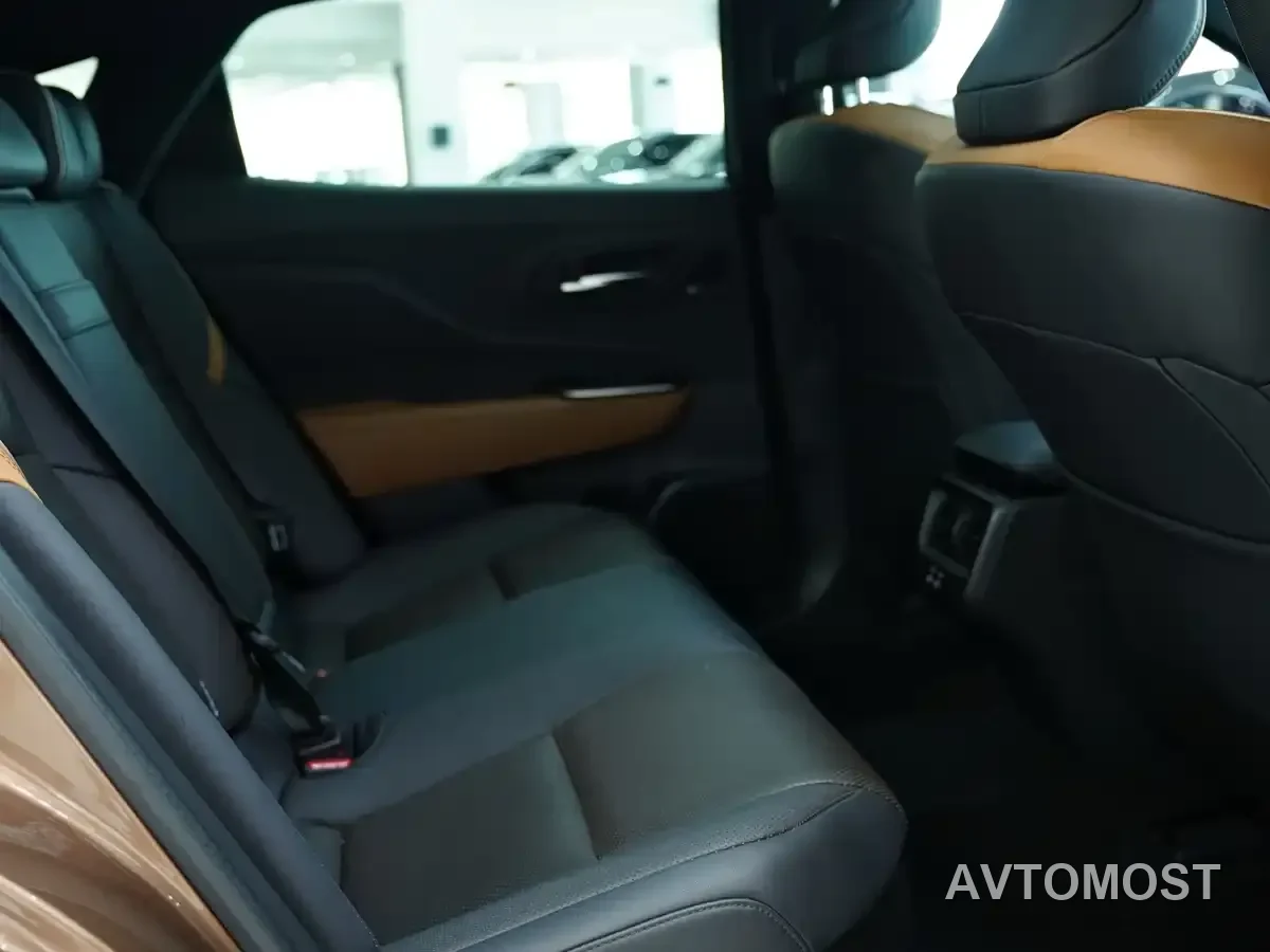 Toyota Crown SportCross 2023 2.4T SportCross HEV AWD Supreme Edition — фото 19