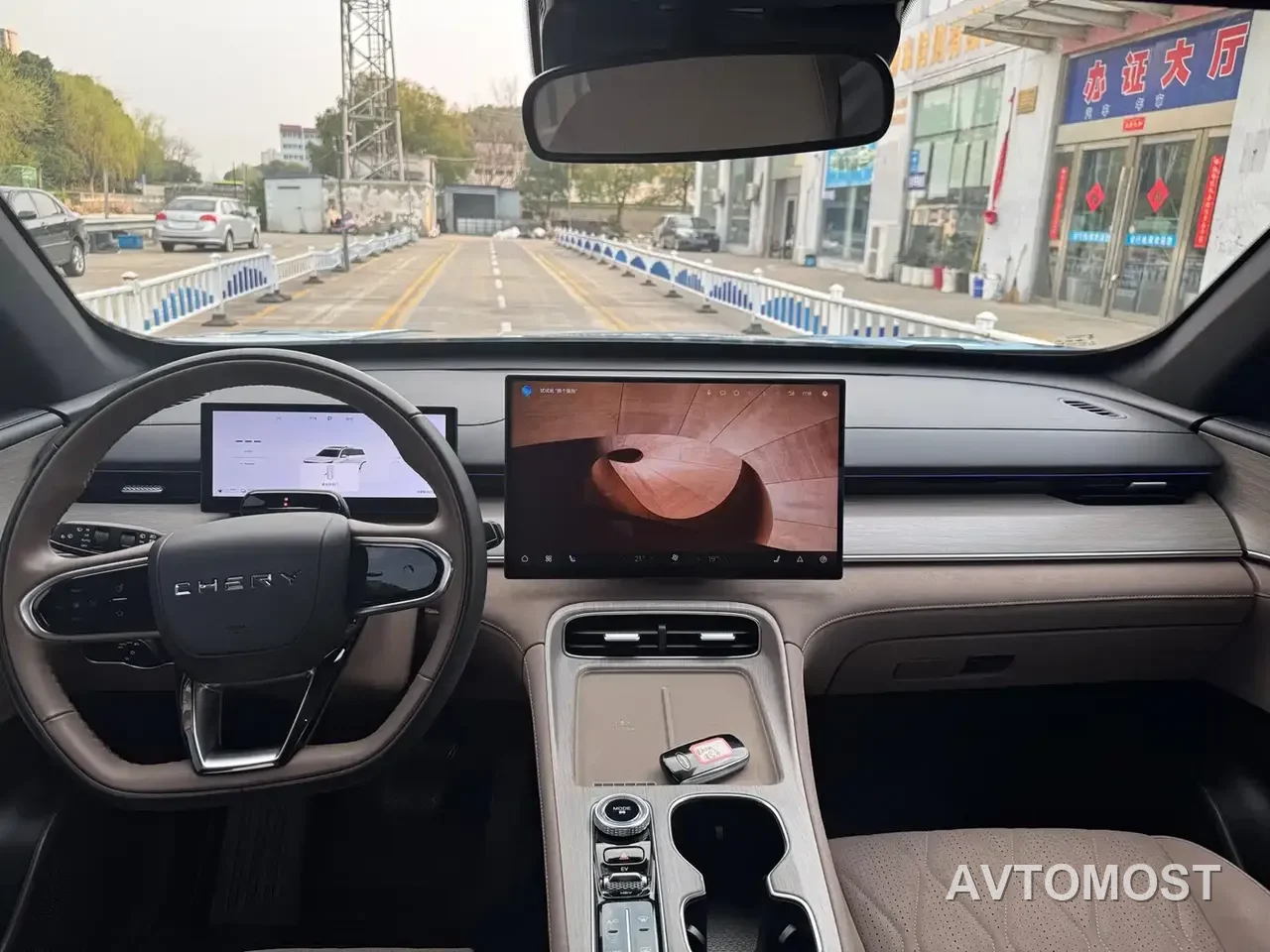 Chery Tiggo 8 PLUS C-DM 2025 1.5T 116km Premium 5-Seater — фото 16