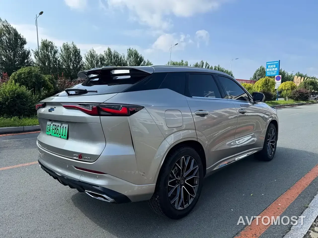 Changan Oshan Z6 EV 2023 Smart Electric iDD 150KM Flagship PLUS Smart Parking Edition — фото 8
