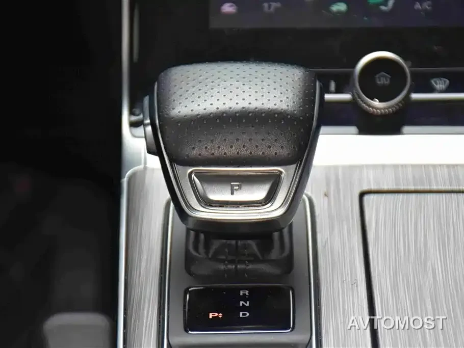 Roewe RX5 New Energy 2020 ePLUS Guochao Ronglin Flagship Edition — фото 12
