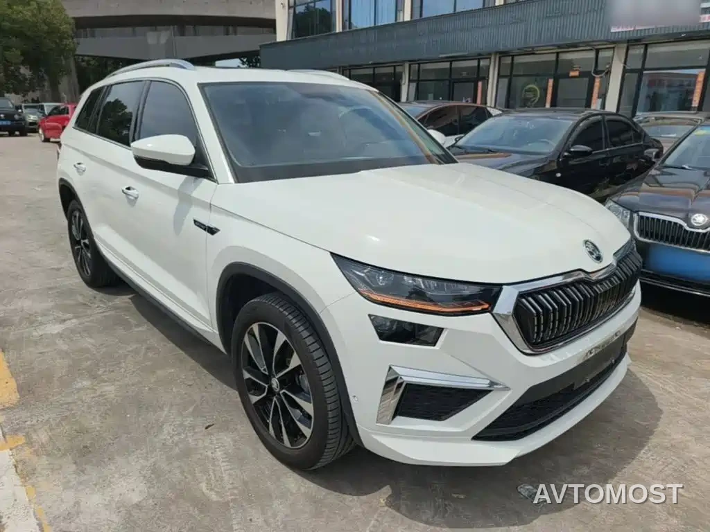Škoda Kodiaq 2024 TSI330 7-seater 2WD Luxury Edition — фото 3