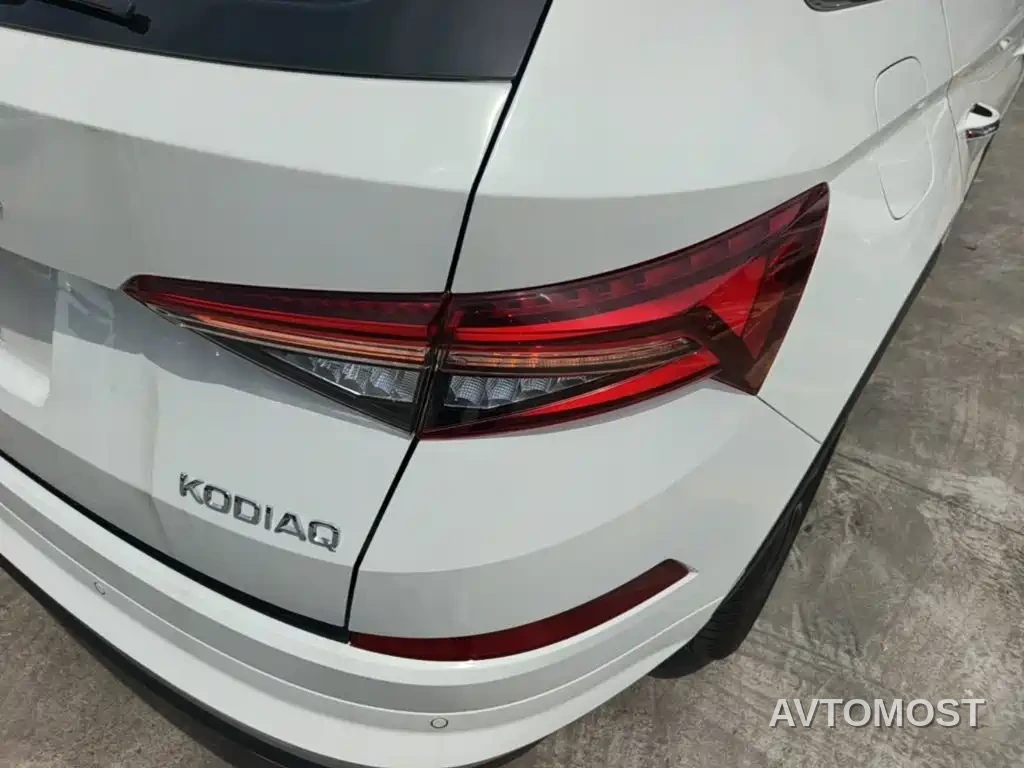 Škoda Kodiaq 2024 TSI330 7-seater 2WD Luxury Edition — фото 7