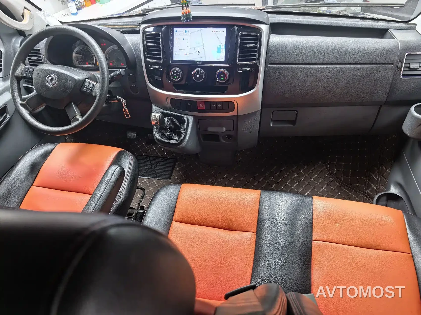 Dongfeng Yufeng 2021 Model 2.3T FWD Logistics Vehicle Short Wheelbase Medium Roof 5-9 Seats China VI M9T — фото 11