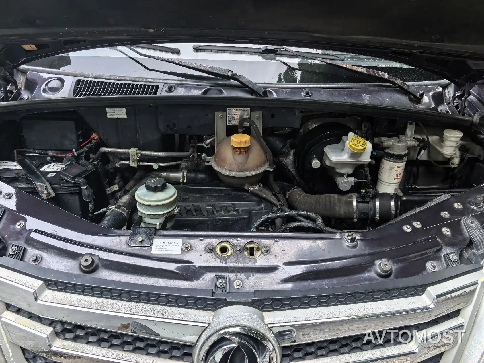 Dongfeng Yufeng 2021 Model 2.3T FWD Logistics Vehicle Short Wheelbase Medium Roof 5-9 Seats China VI M9T — фото 13
