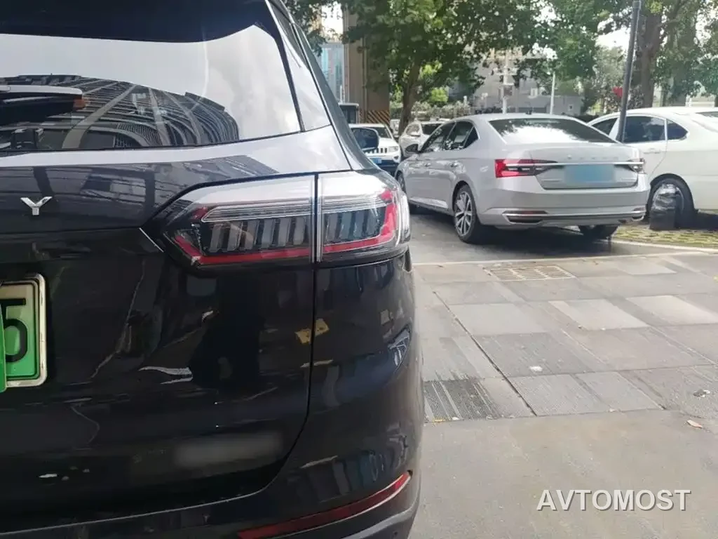 Chery Tiggo 8 PLUS Kunpeng e+ 2022 PHEV 1.5T Comfort e+ — фото 8