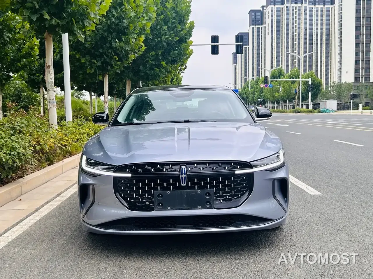 Lincoln Z 2024 2.0T 2WD Premium Hybrid Edition — фото 9