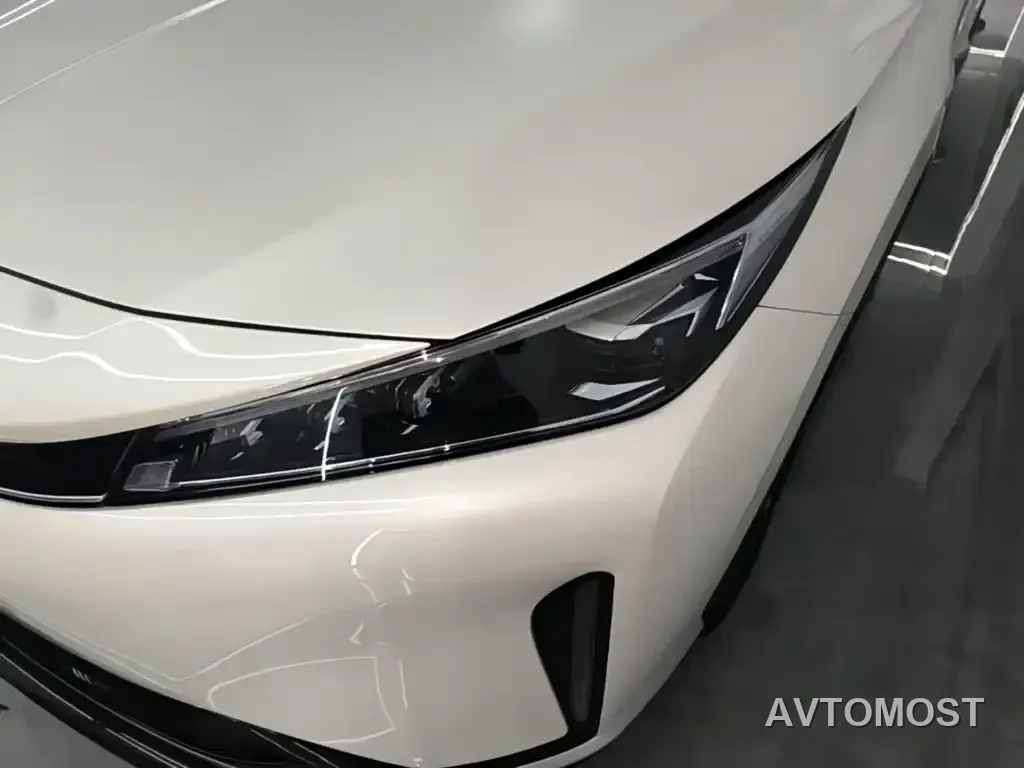 Roewe D5X DMH 2024 135 Flagship Edition — фото 24