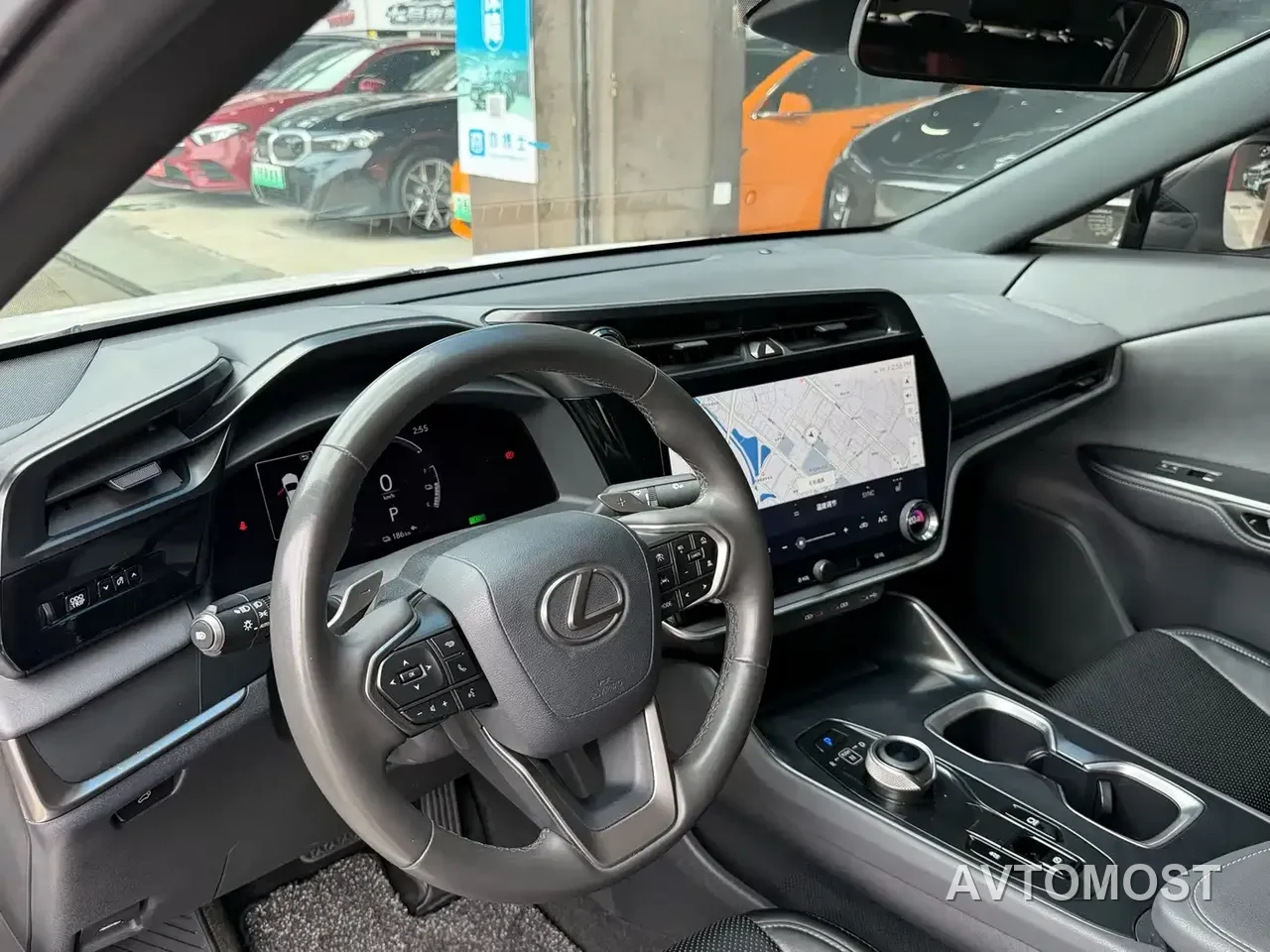 Lexus RZ 2023 450e 4WD Expedition Edition — фото 4