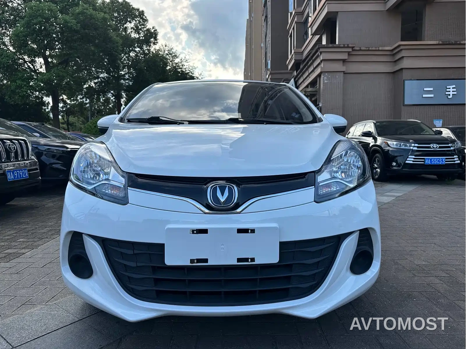 Changan Benben E-Star 2021 National Edition Heartjoy (Quick Charge) LFP (31.18kWh) — фото 2