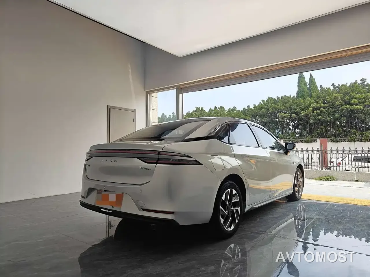 AION S Plus 2023 70 Joy Edition NCM Lithium — фото 5