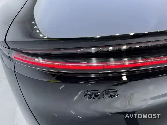 Zeekr 7X 2025 Model 75kWh RWD Smart Driving Edition — фото 4