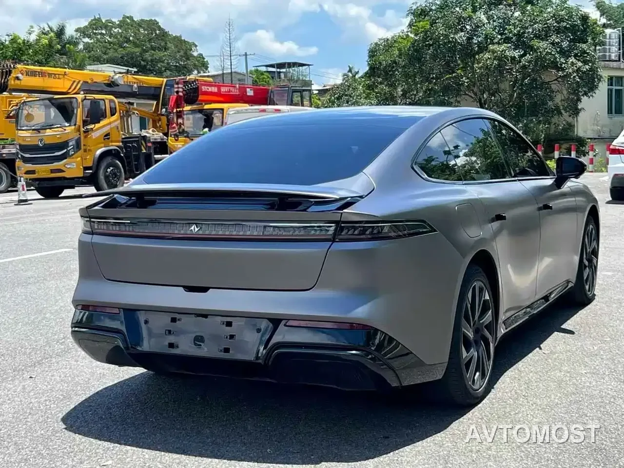 Dongfeng Yipai eπ007 2024 Model 200Pro Range Extender Version — фото 6