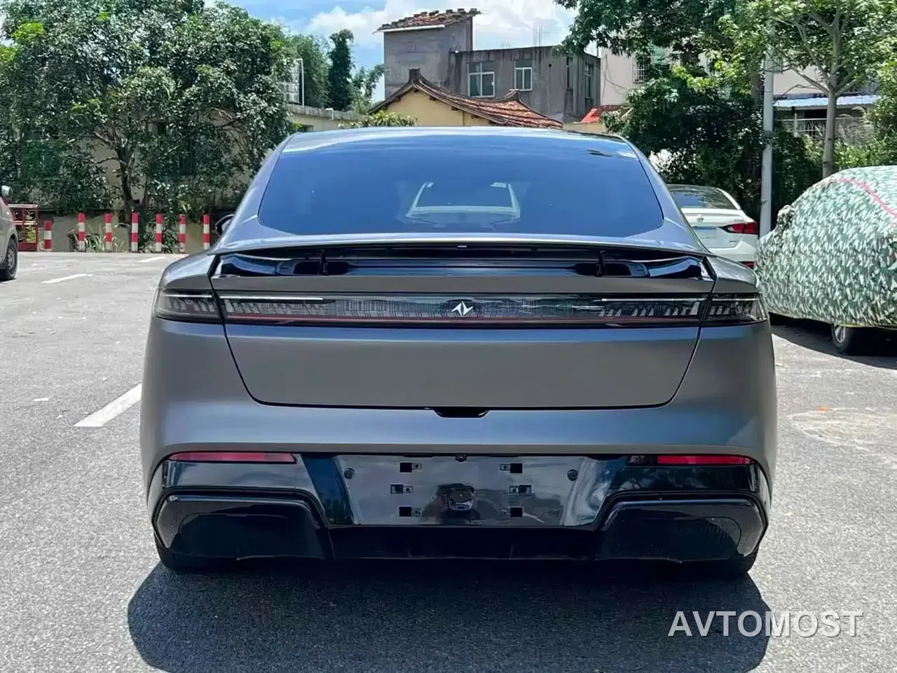 Dongfeng Yipai eπ007 2024 Model 200Pro Range Extender Version — фото 7
