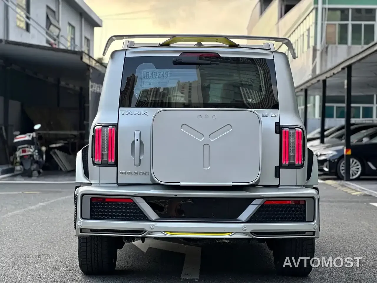 Crossboundary Auto Co-created Tank 300 2021 2.0T Cyber Tank — фото 4