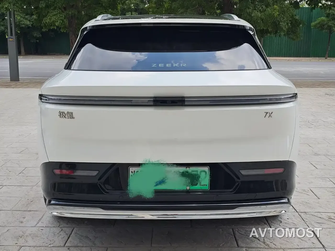 Zeekr 7X 2025 Model 75kWh RWD Smart Driving Edition — фото 8