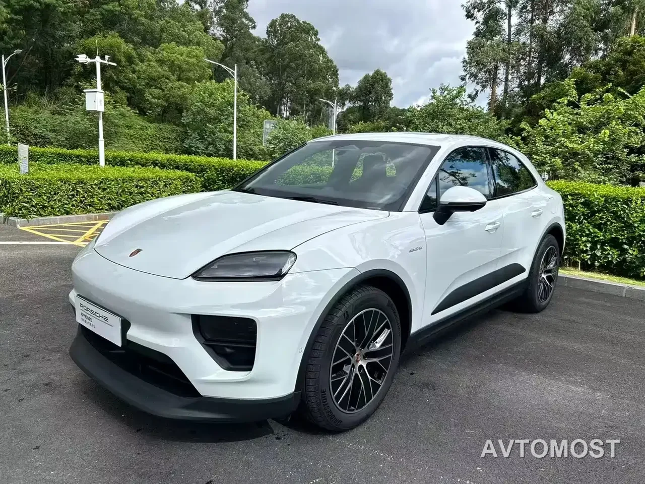 Porsche Macan EV 2026 Macan Long Range — фото 6