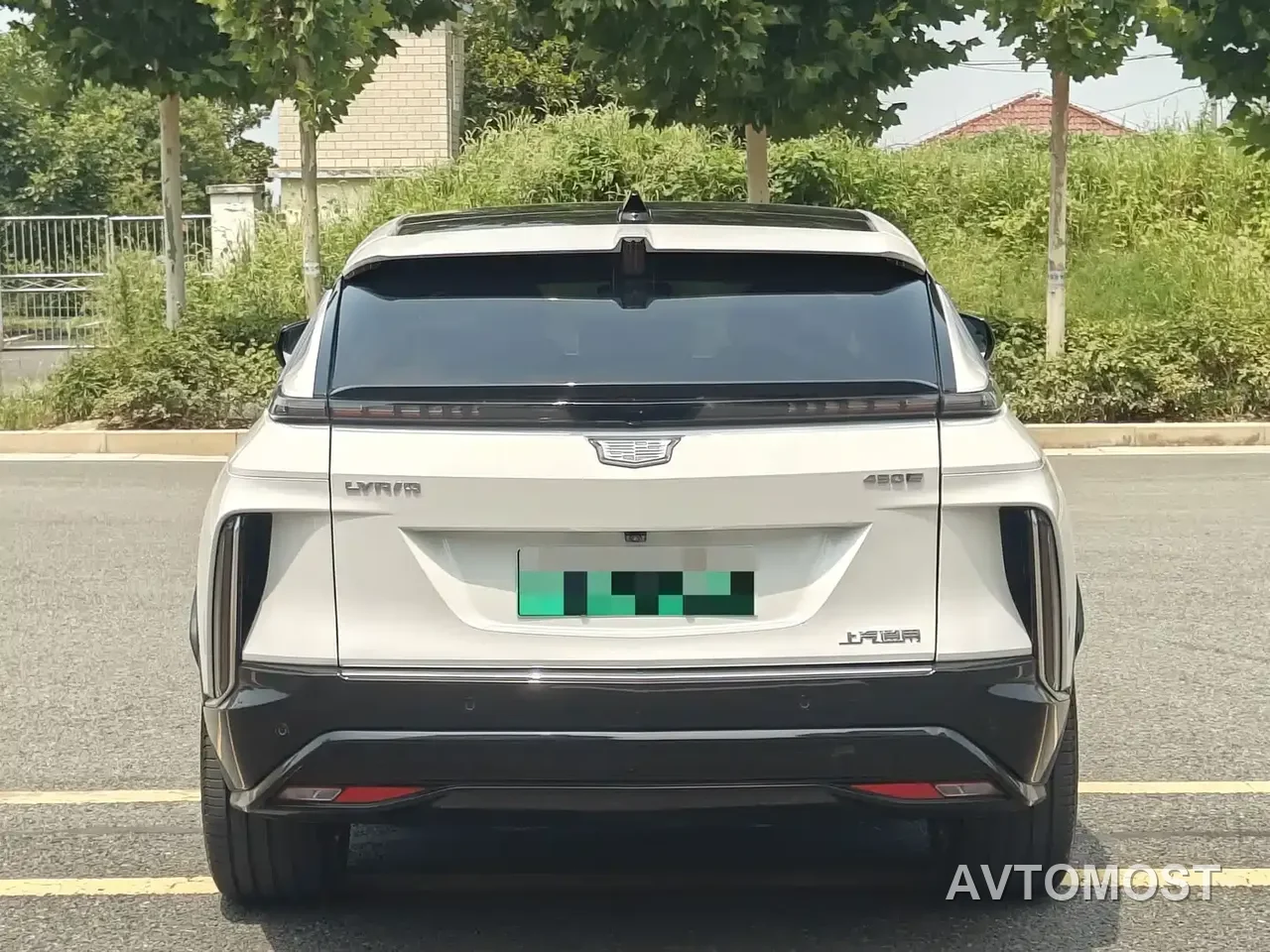 Cadillac IQ Rui Ge 2022 Rear-Wheel Drive Long Range Premium Edition — фото 14
