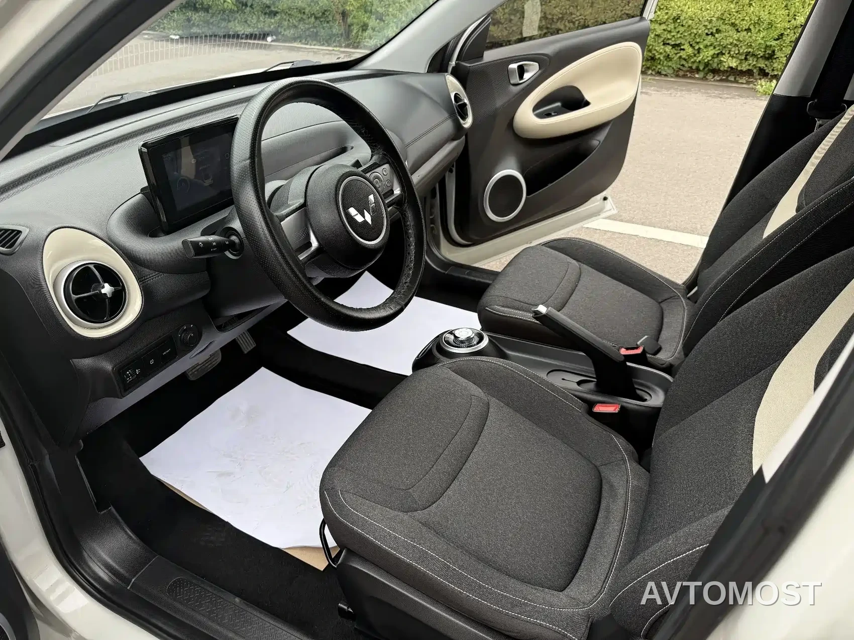 Wuling Bingo 2023 Model 203km Lite Enjoyment Edition — фото 10