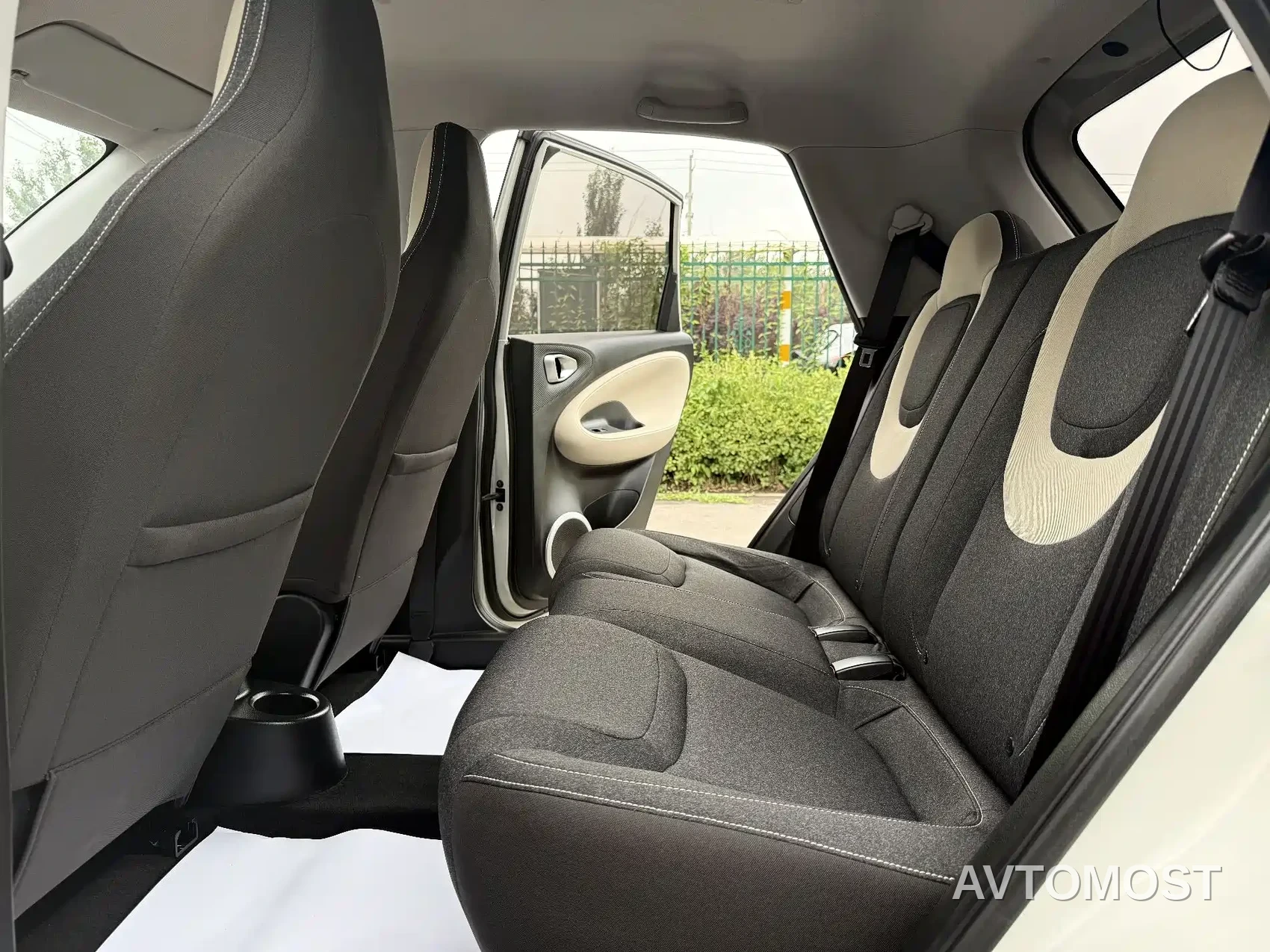 Wuling Bingo 2023 Model 203km Lite Enjoyment Edition — фото 11
