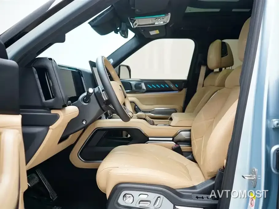 Fang Cheng Bao Leopard 8 2025 Zhiyong Flagship 7-Seater — фото 4