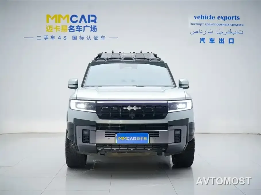 Fang Cheng Bao Leopard 8 2025 Zhiyong Flagship 7-Seater — фото 6