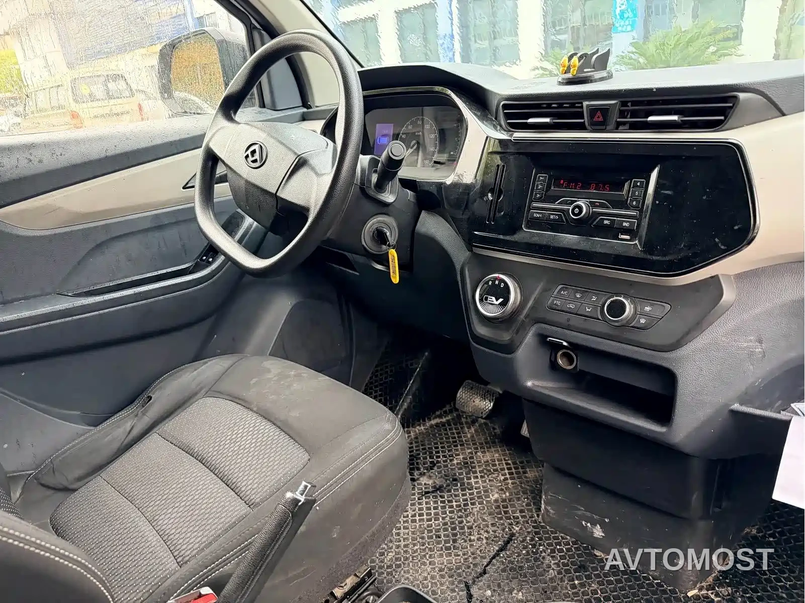 SAIC Maxus EV30 2022 Pure Electric Smart Logistics Expert Long Axle Guoxuan — фото 5