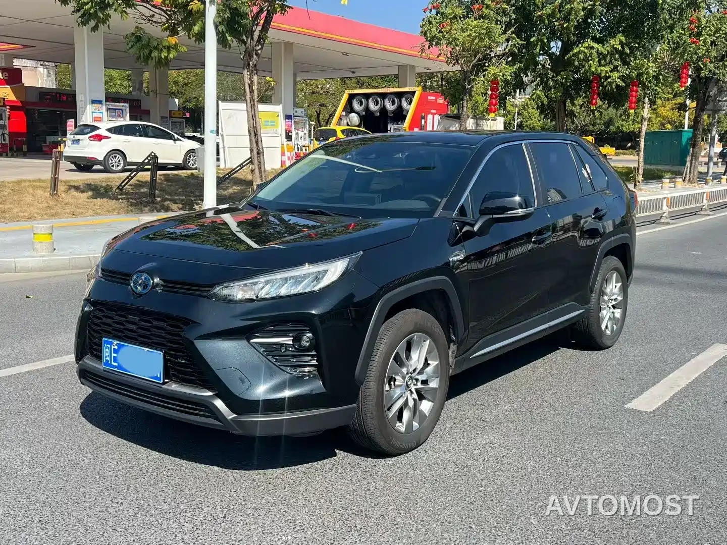 Toyota Wildlander 2022 Hybrid 2.5L E-CVT AWD Luxury PLUS Edition — фото 1