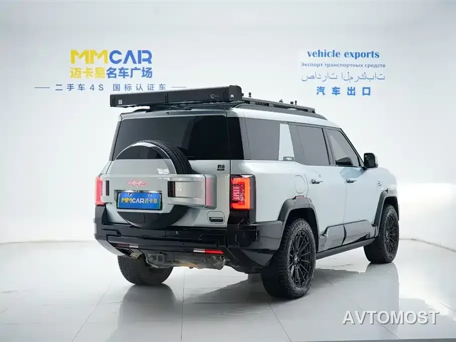 Fang Cheng Bao Leopard 8 2025 Zhiyong Flagship 7-Seater — фото 4