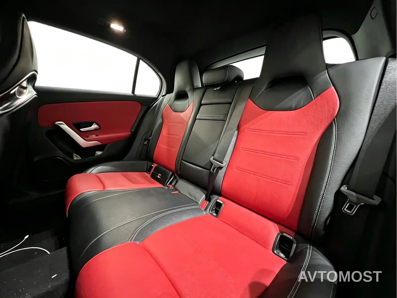 Mercedes-Benz A-Class AMG (Import) 2020 AMG A 45 4MATIC+ — фото 4