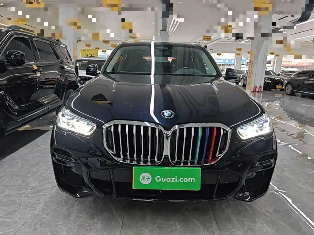 BMW X5 (Import) 2021 Facelift xDrive40i Exclusive M Sport Package — фото 3
