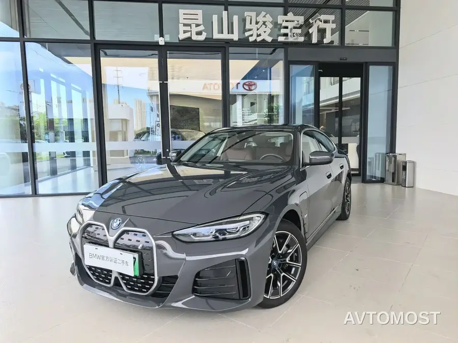 BMW i4 2023 eDrive35