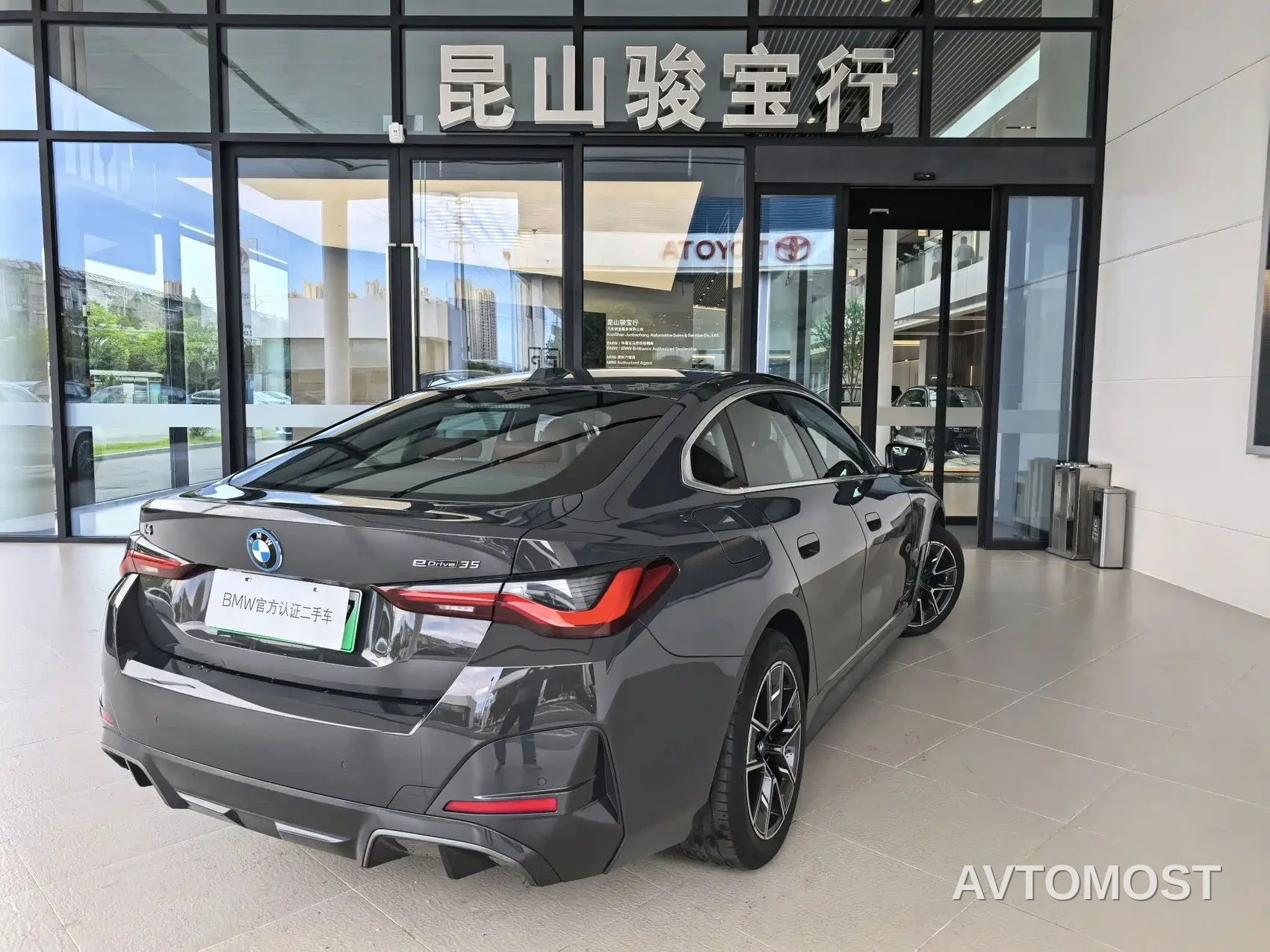 BMW i4 2023 eDrive35 — фото 12