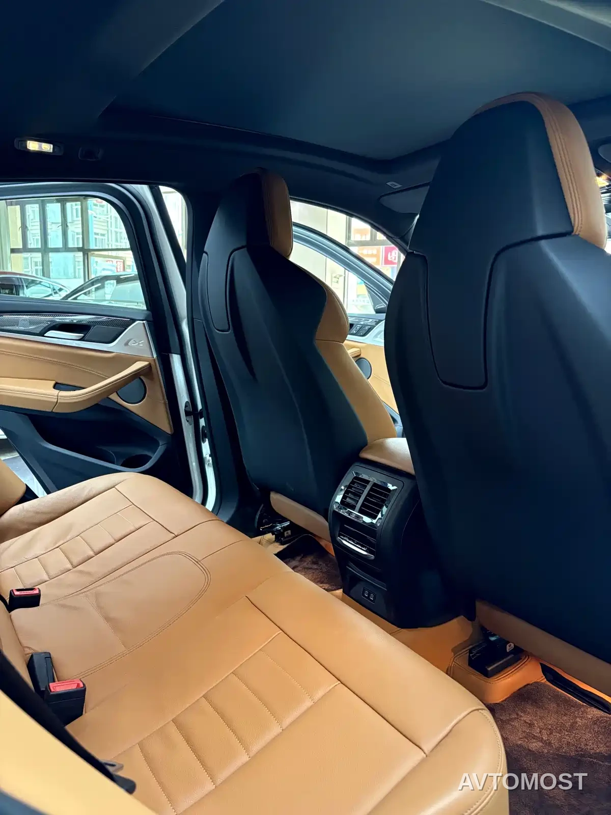 BMW X4 M40i 2022 M40i — фото 7