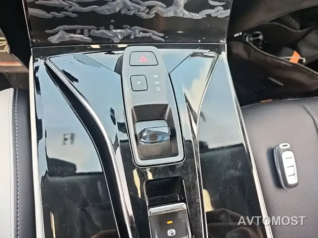 Dongfeng Aeolus Haohan 2023 DH-i 1.5T Luxury Edition — фото 13