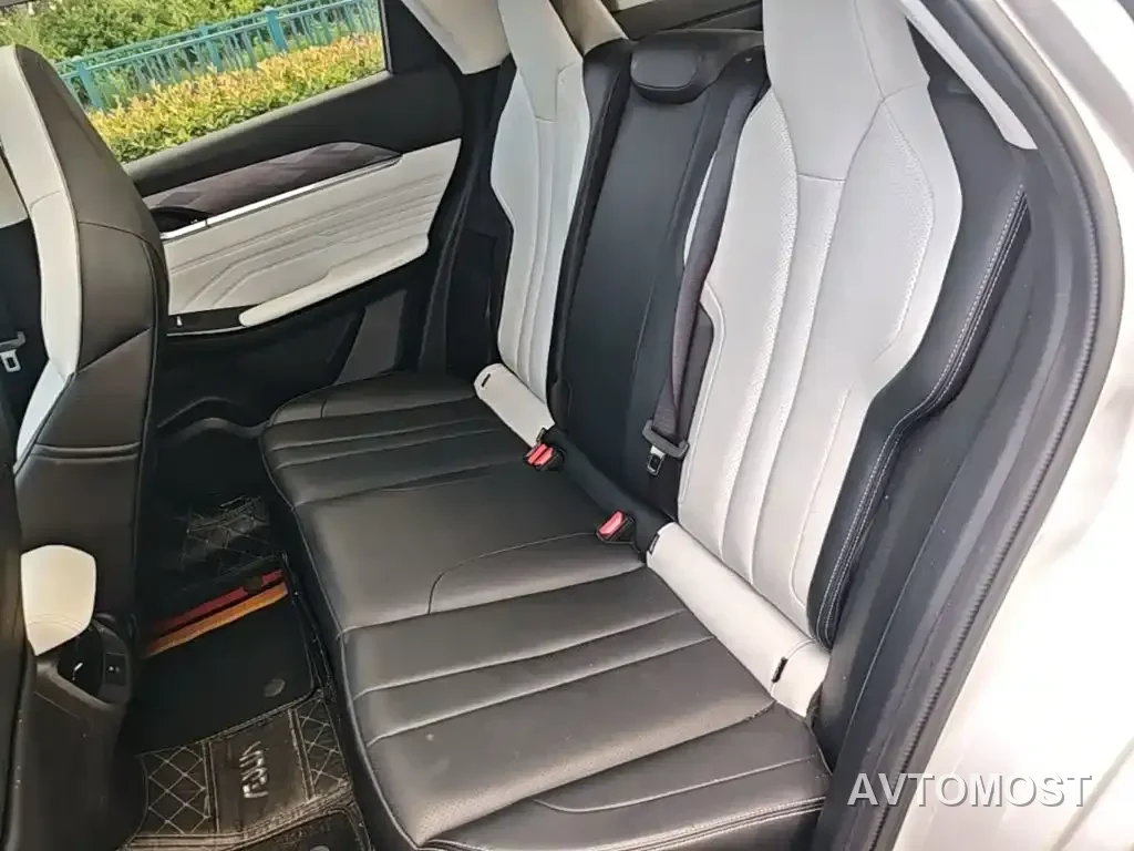 Dongfeng Aeolus Haohan 2023 DH-i 1.5T Luxury Edition — фото 16