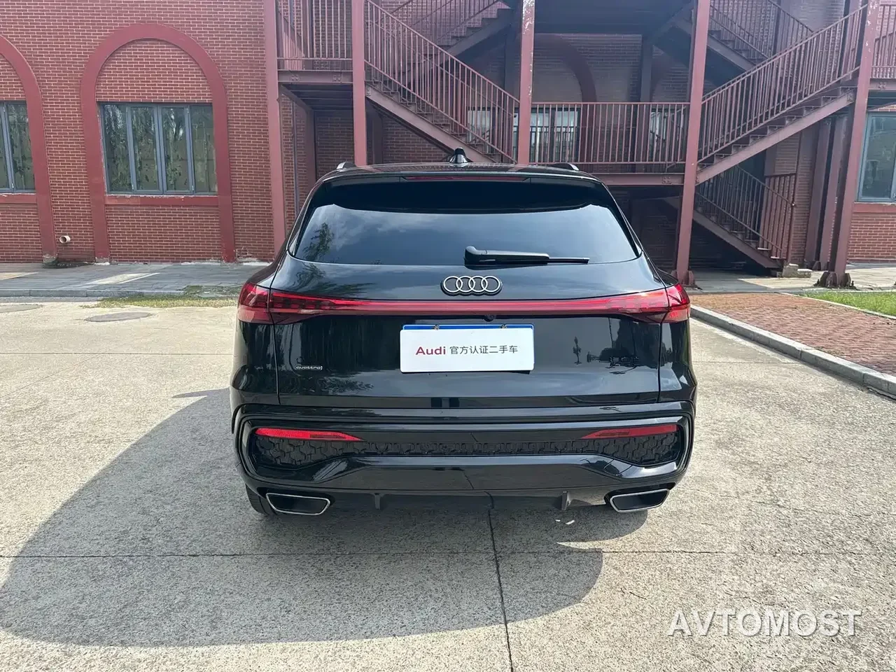 Audi Q5L 2026 Luxury Sport 150kW — фото 5