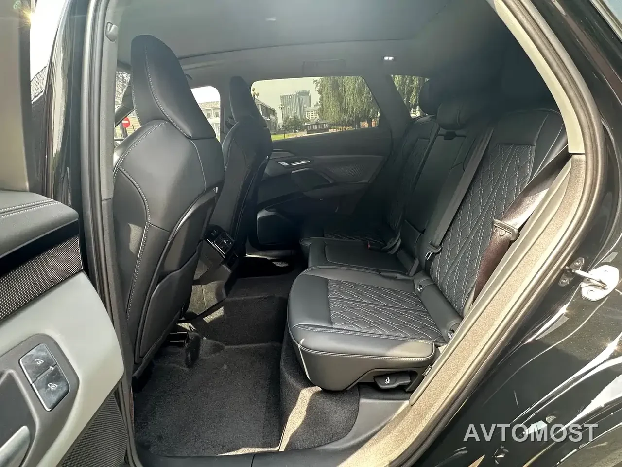 Audi Q5L 2026 Luxury Sport 150kW — фото 10