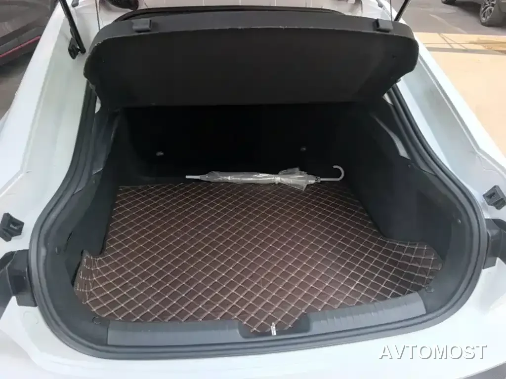 Changan UNI-V iDD 2023 ZhiDian iDD 1.5T 113km Smart Fun Edition — фото 15