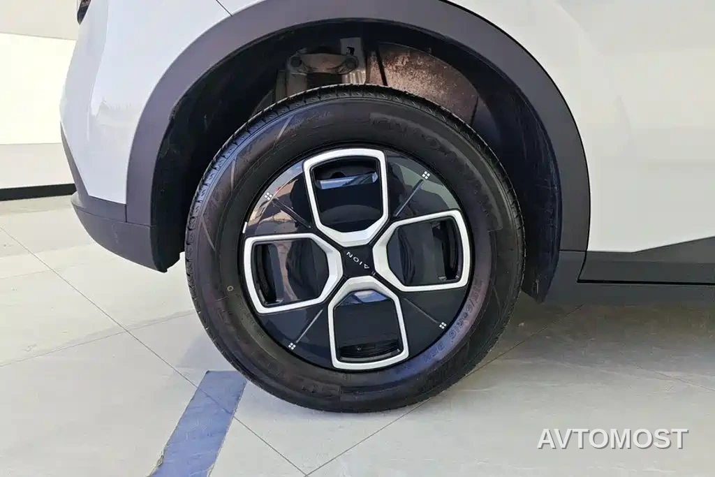 AION UT 2025 Model 330 Starlight Edition — фото 5