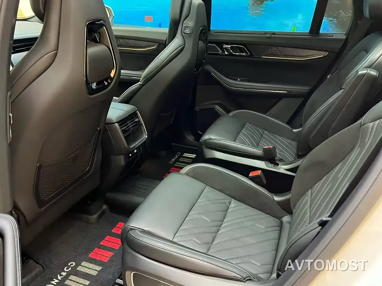 Lynk & Co 09 2021 2.0T Halo 6-Seater — фото 10