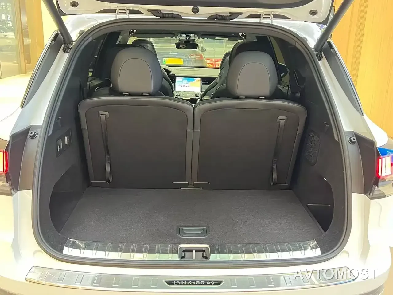 Lynk & Co 09 2021 2.0T Halo 6-Seater — фото 17