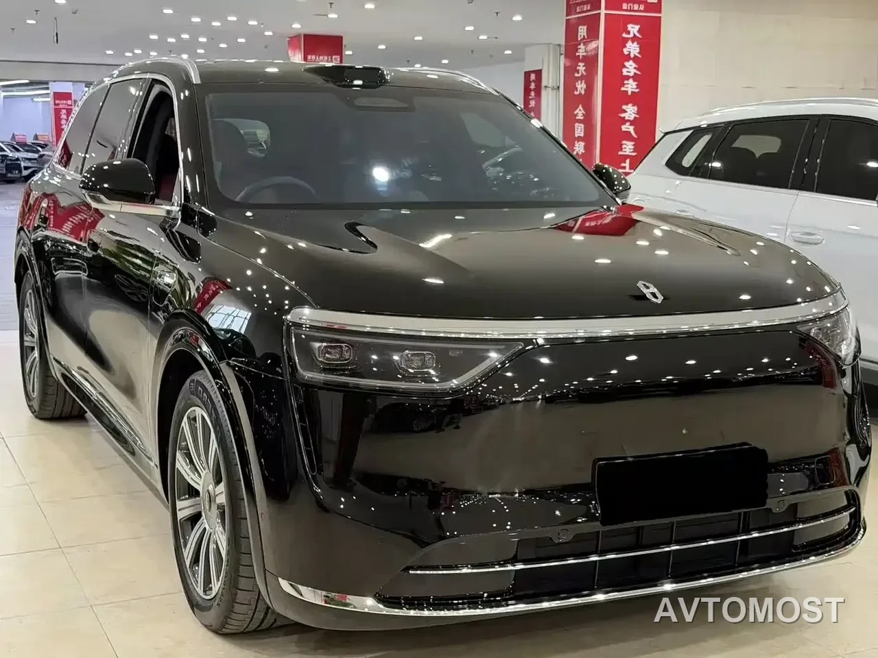 AITO M8 2025 Range Extender Max+ Edition 53.4kWh 5-seater — фото 3