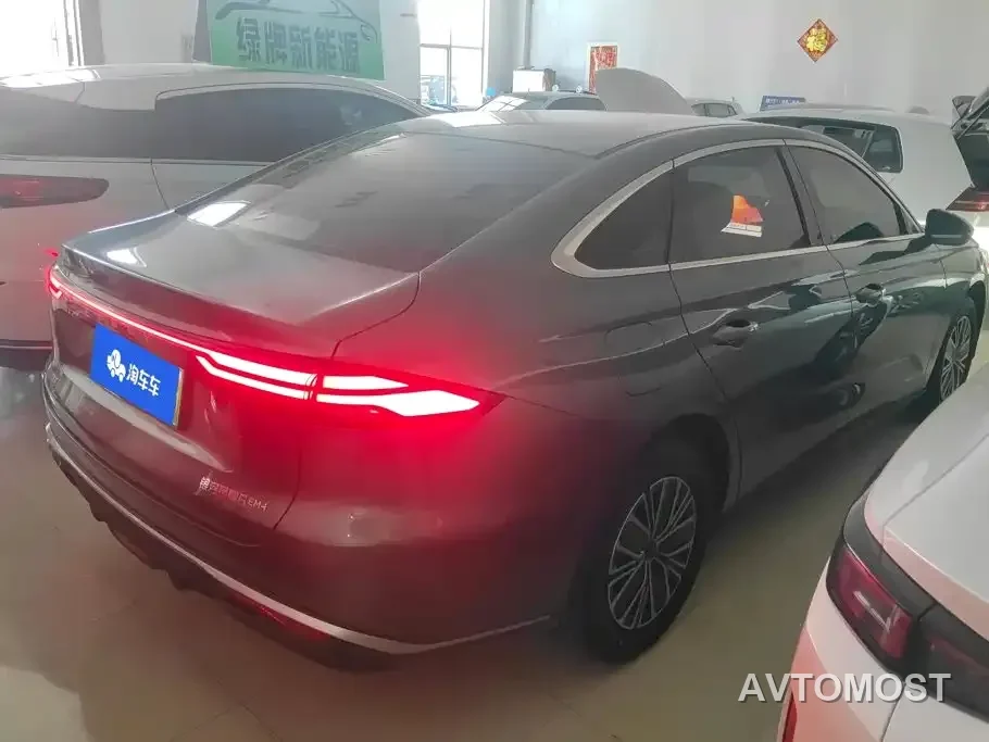 Geely Galaxy Stellar 6 2025 60km Voyager Edition — фото 3