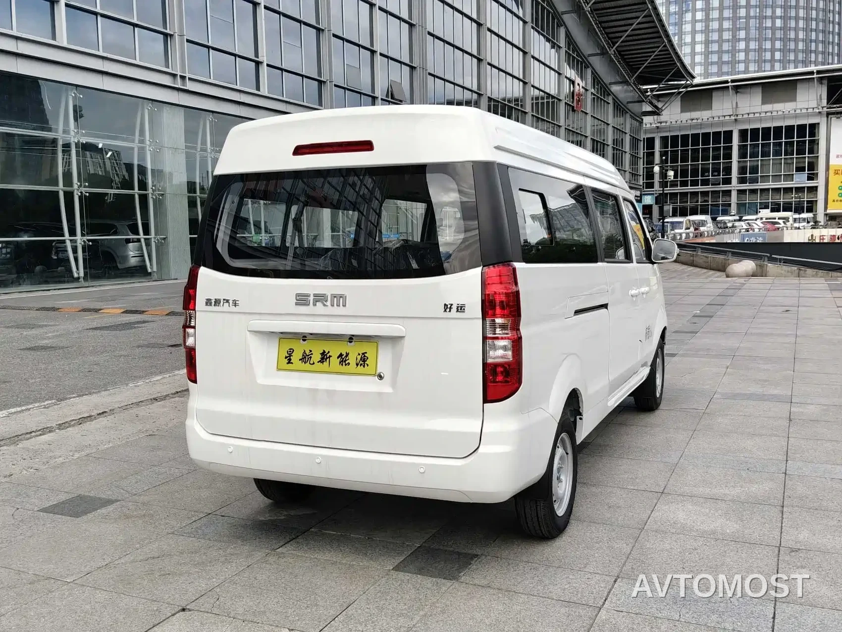 SRM Xinyuan Good Luck 2025 Voyage Edition BYD 42.3kWh 305km 6-seater — фото 5
