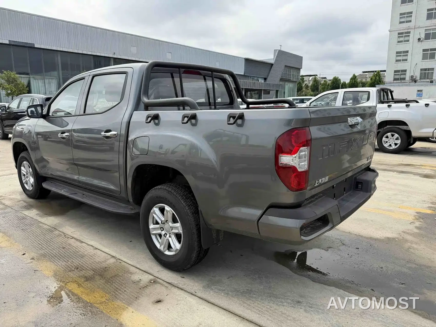 SAIC Maxus Interstellar 2023 Interstellar L 2.0T Diesel Automatic 2WD Elite Standard Box — фото 6